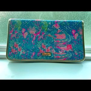 Lilly Pulitzer travel jewelry/cosmetics case